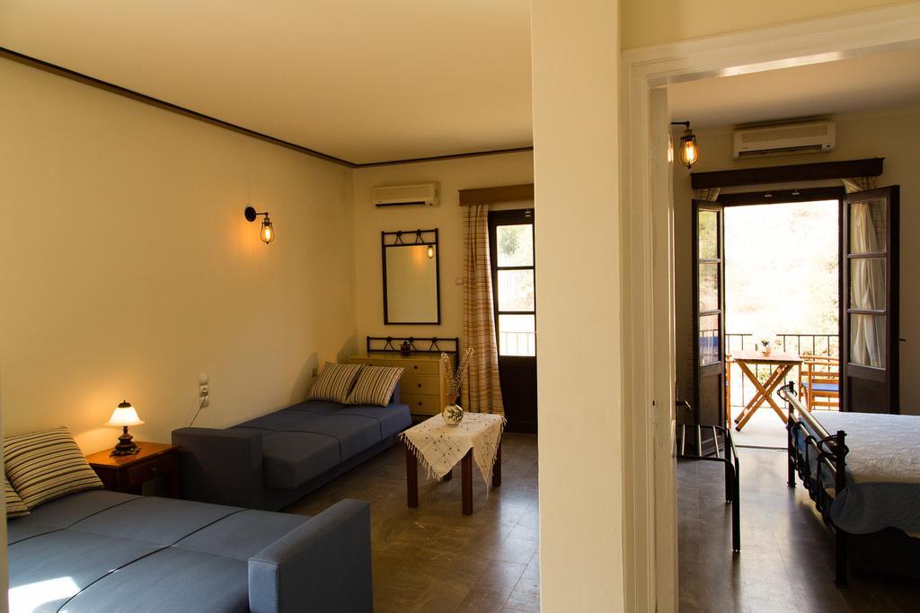 Hotel Porto Potha Telendos Eksteriør billede